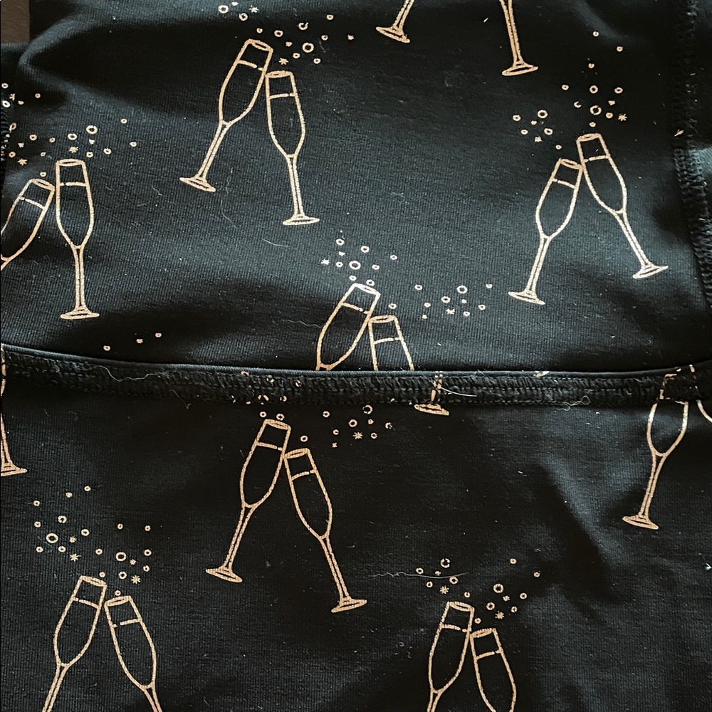 Beyond Yoga Leggings 🥂